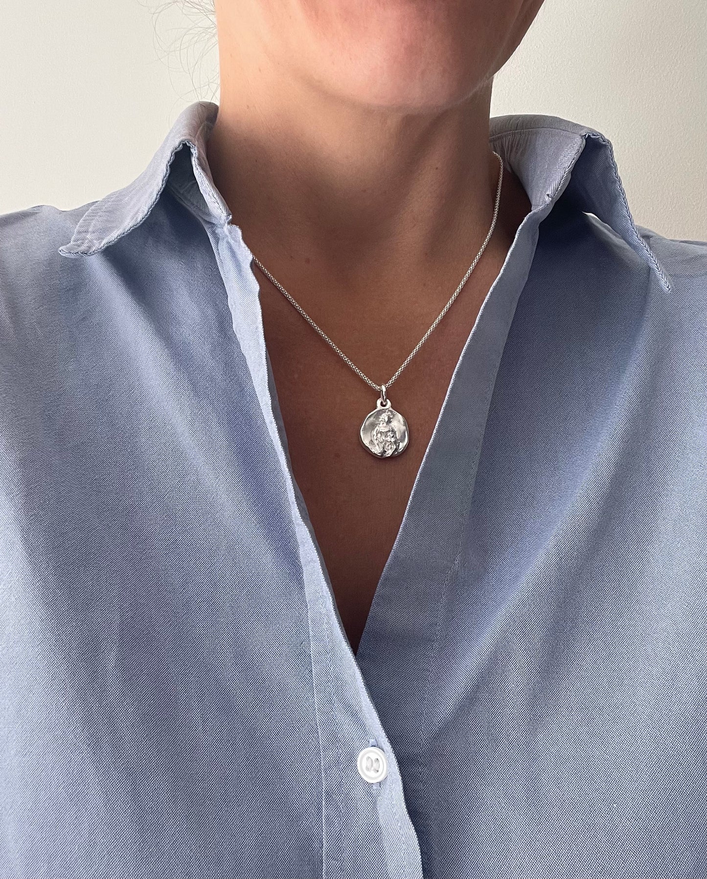 Virgen con el niño plata