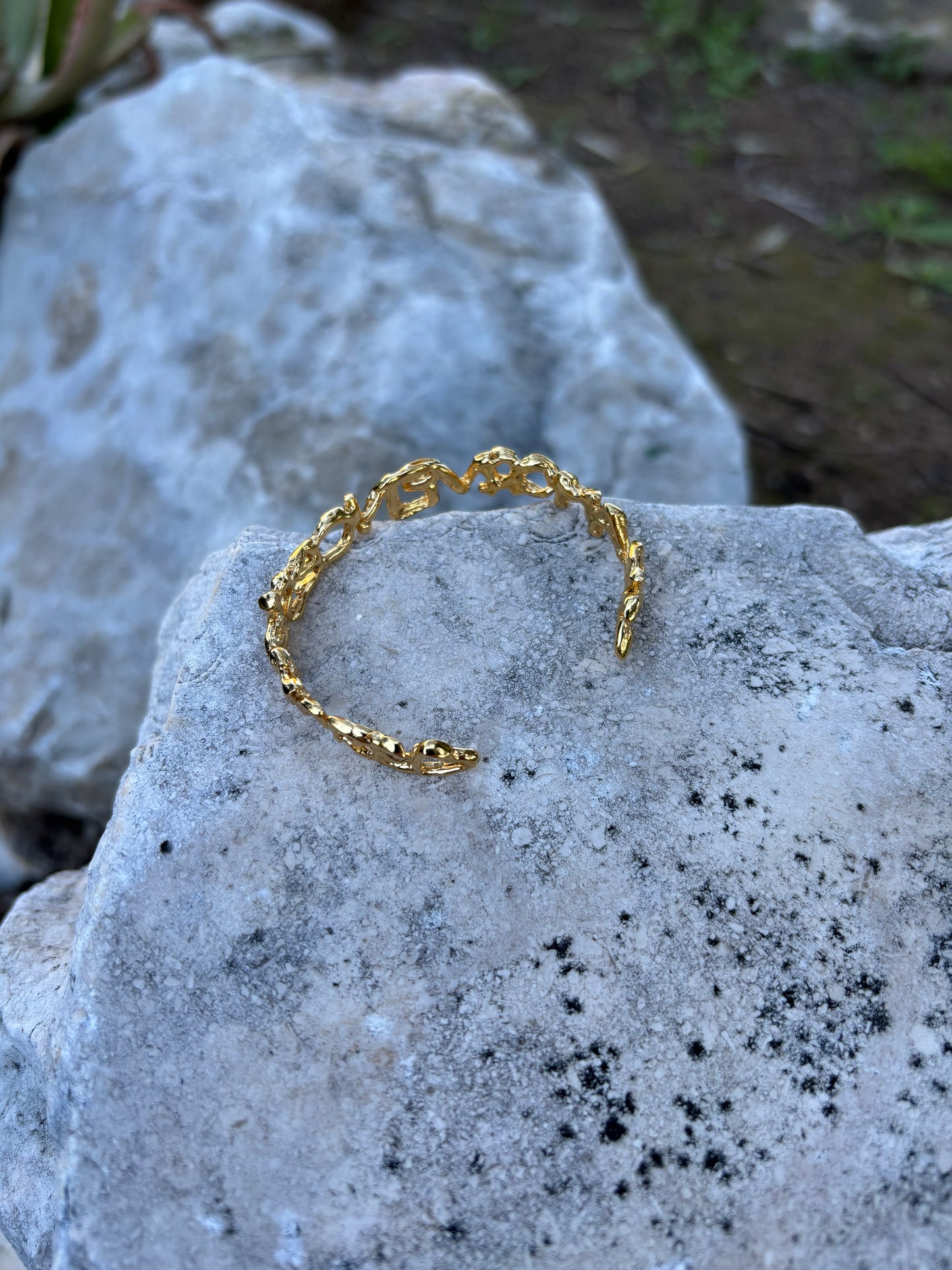Pulsera El amor vence siempre.